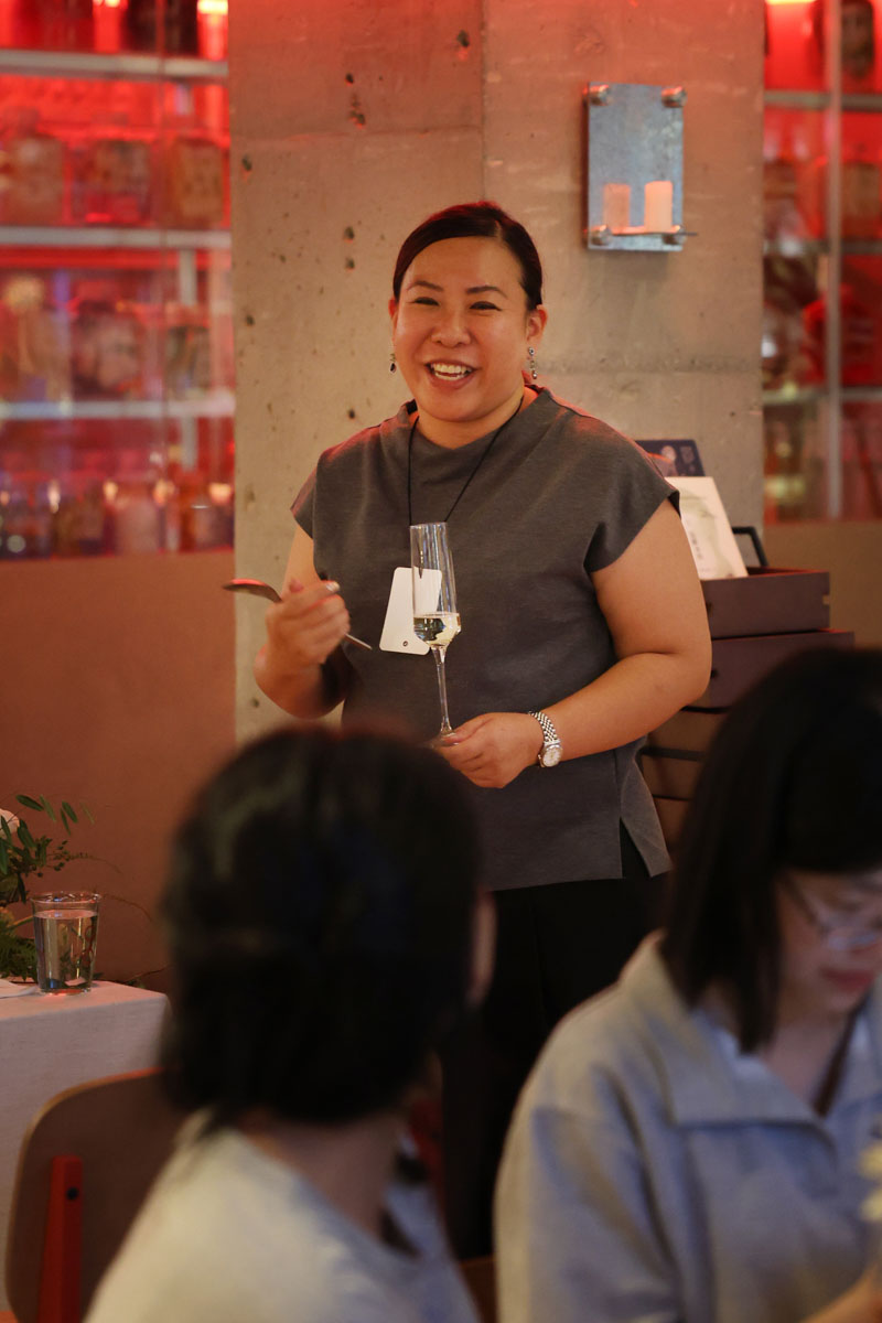 DH24 SALES S Chengdu Travelpro 18