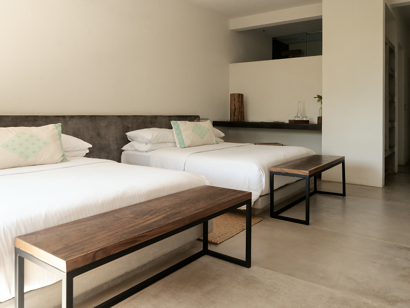 Lo Sereno Room B V2 R 04