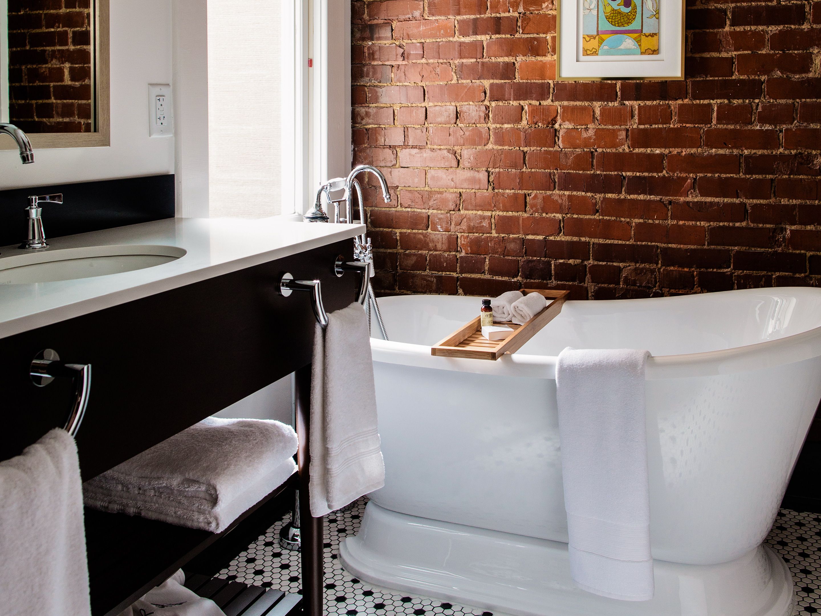 The Dwell Pam Bathroom in Chattanooga