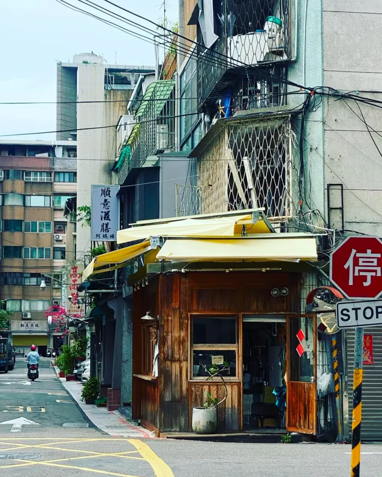 13 Cities For Cafe Culture