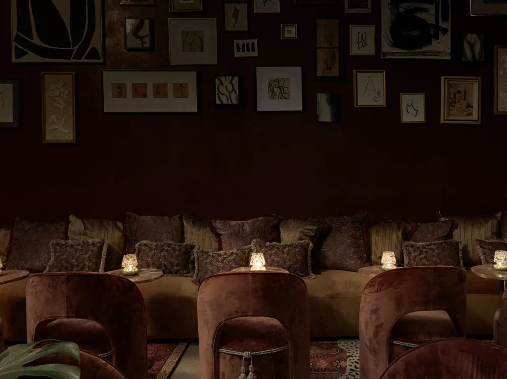 01 Sneak Peak Granger Hotel