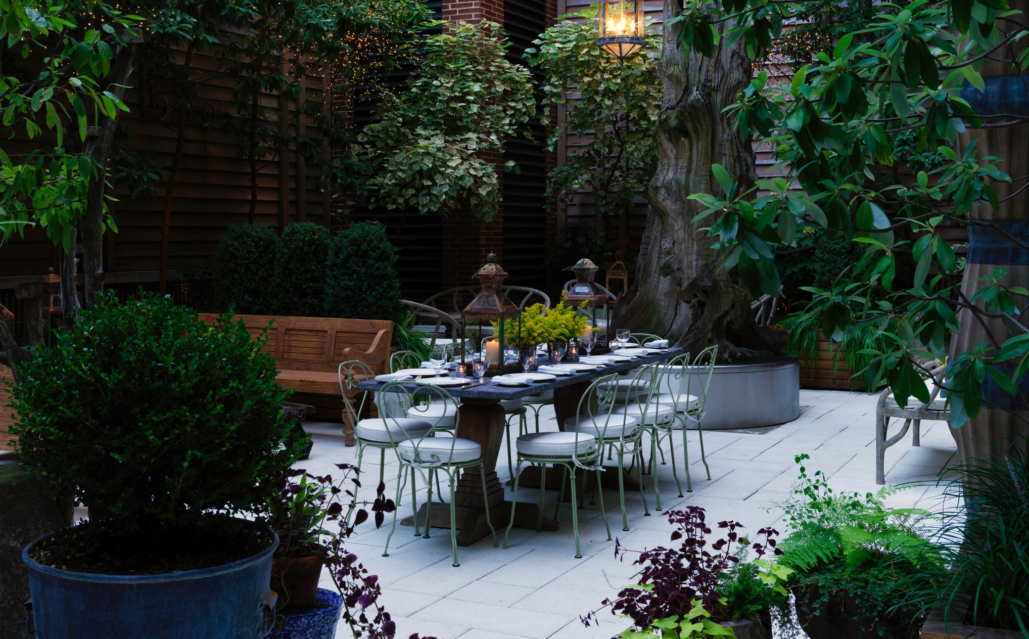 MICE Groups 02 Carousel 01