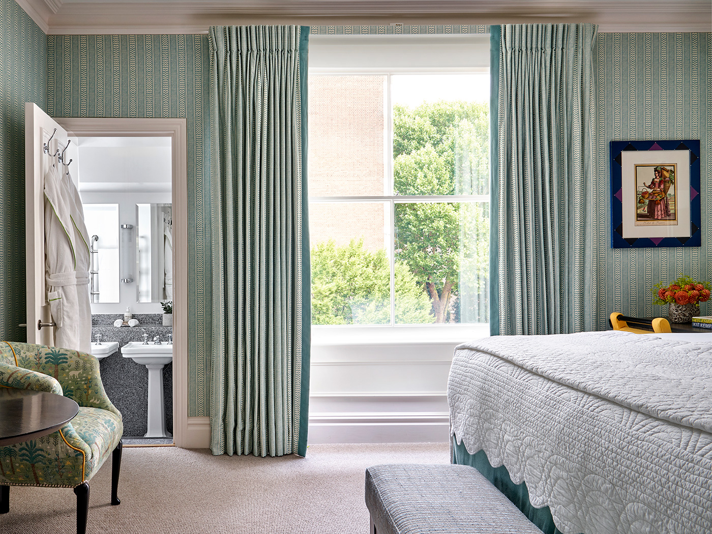 Number Sixteen Deluxe Room R V2 011