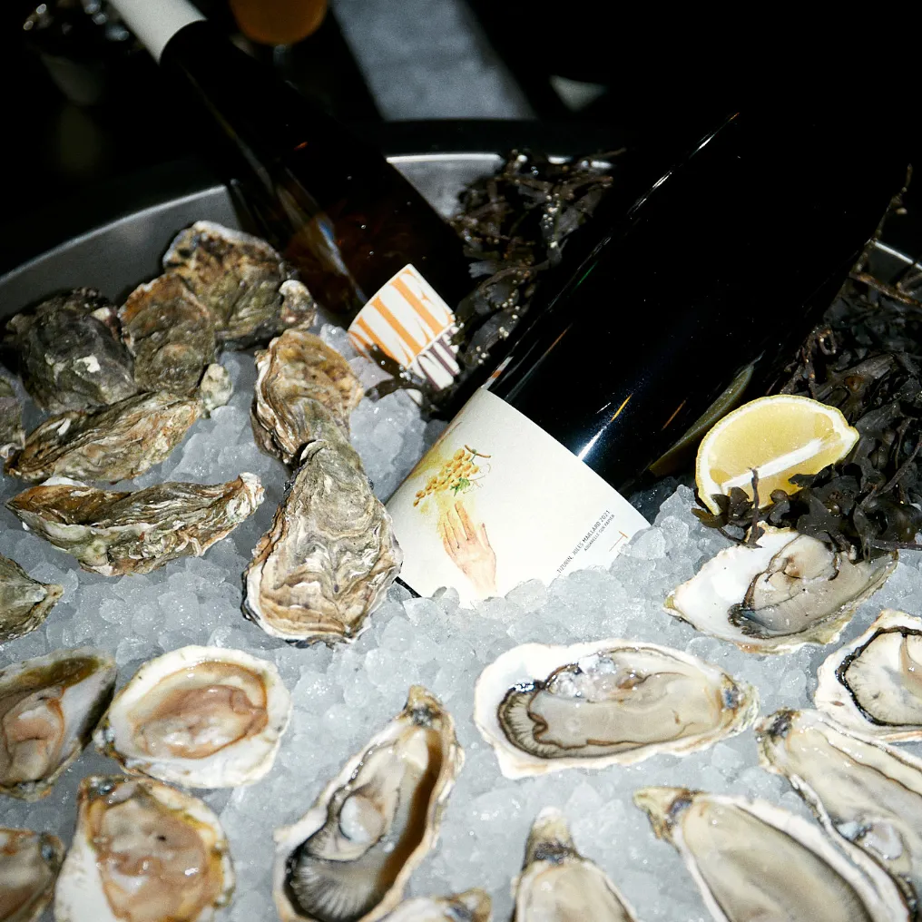 Hotel Rochechouart Theme Box 01 Food And Drink 03.2