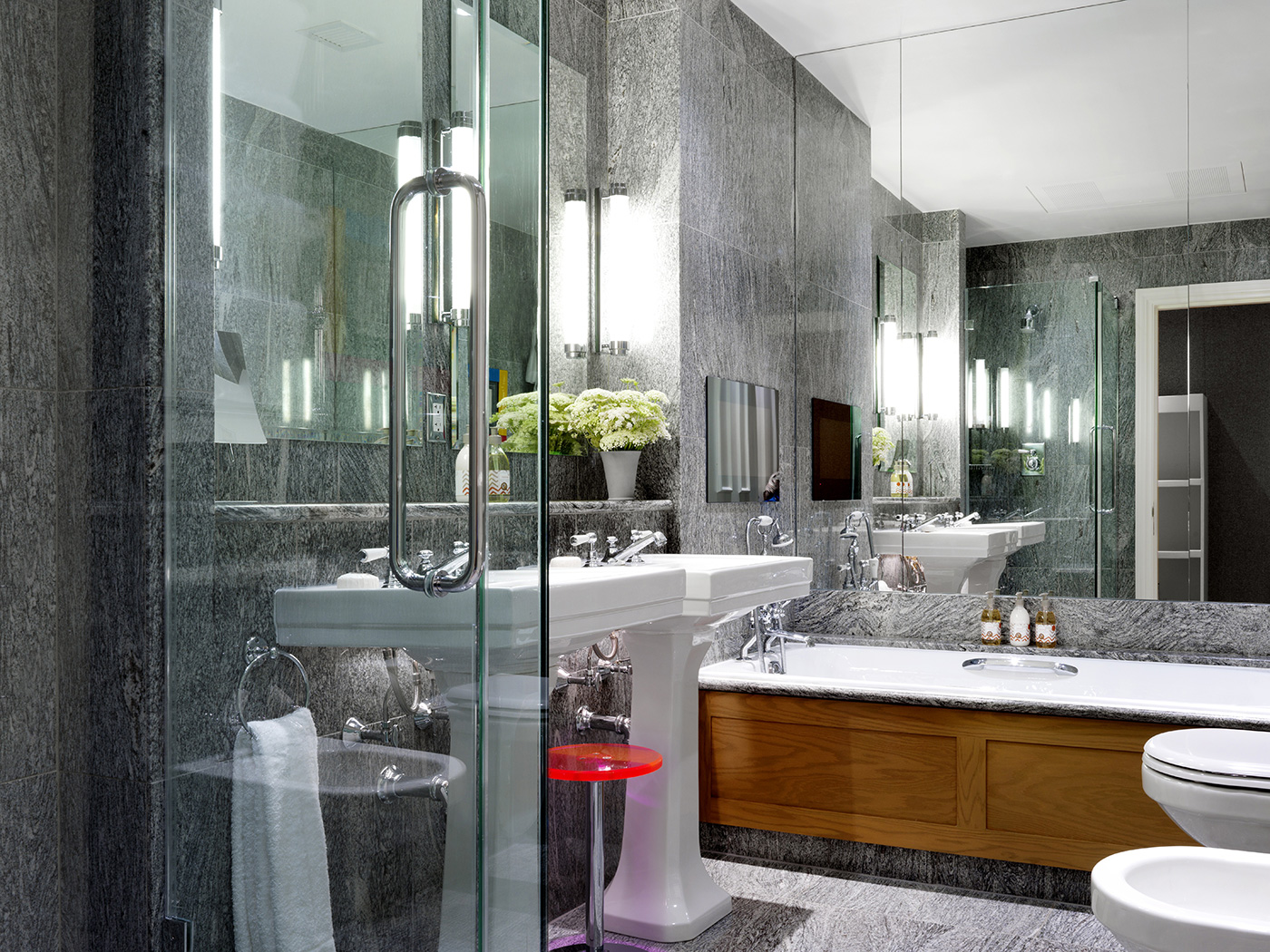 Crosby Street Deluxe Junior Suite R 06