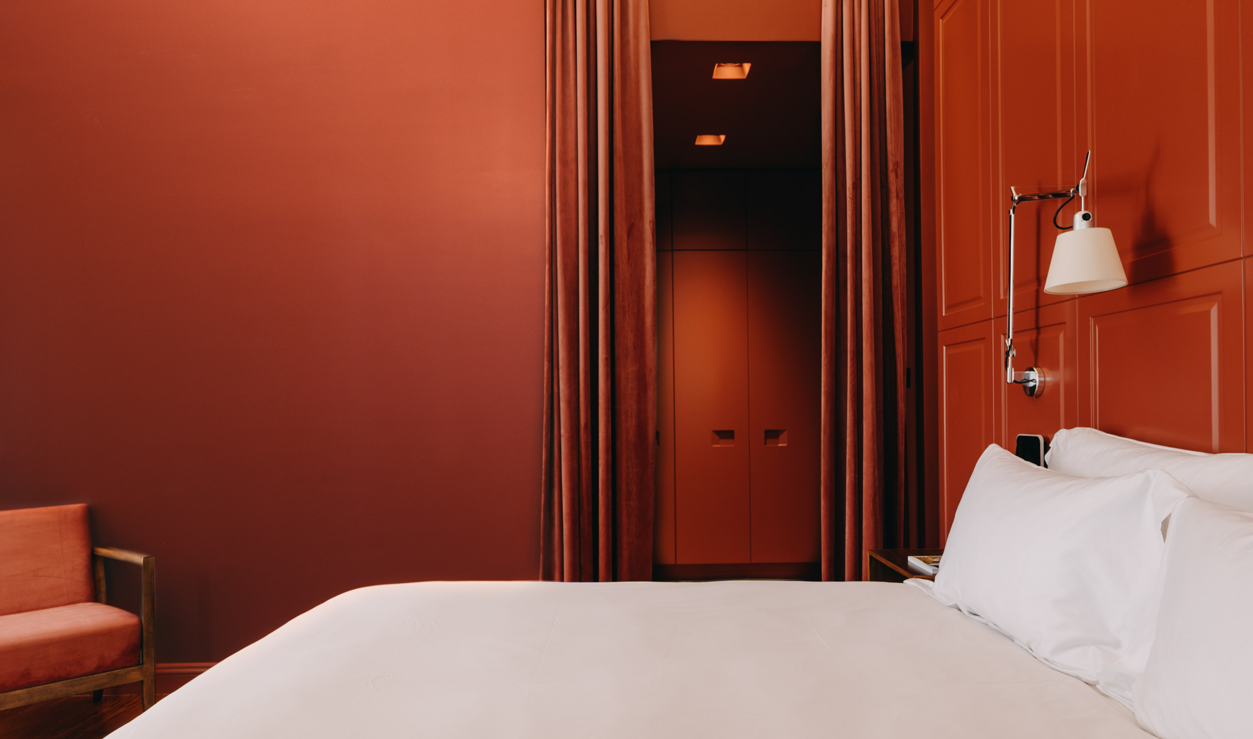 G 06 The Bold Type Hotel