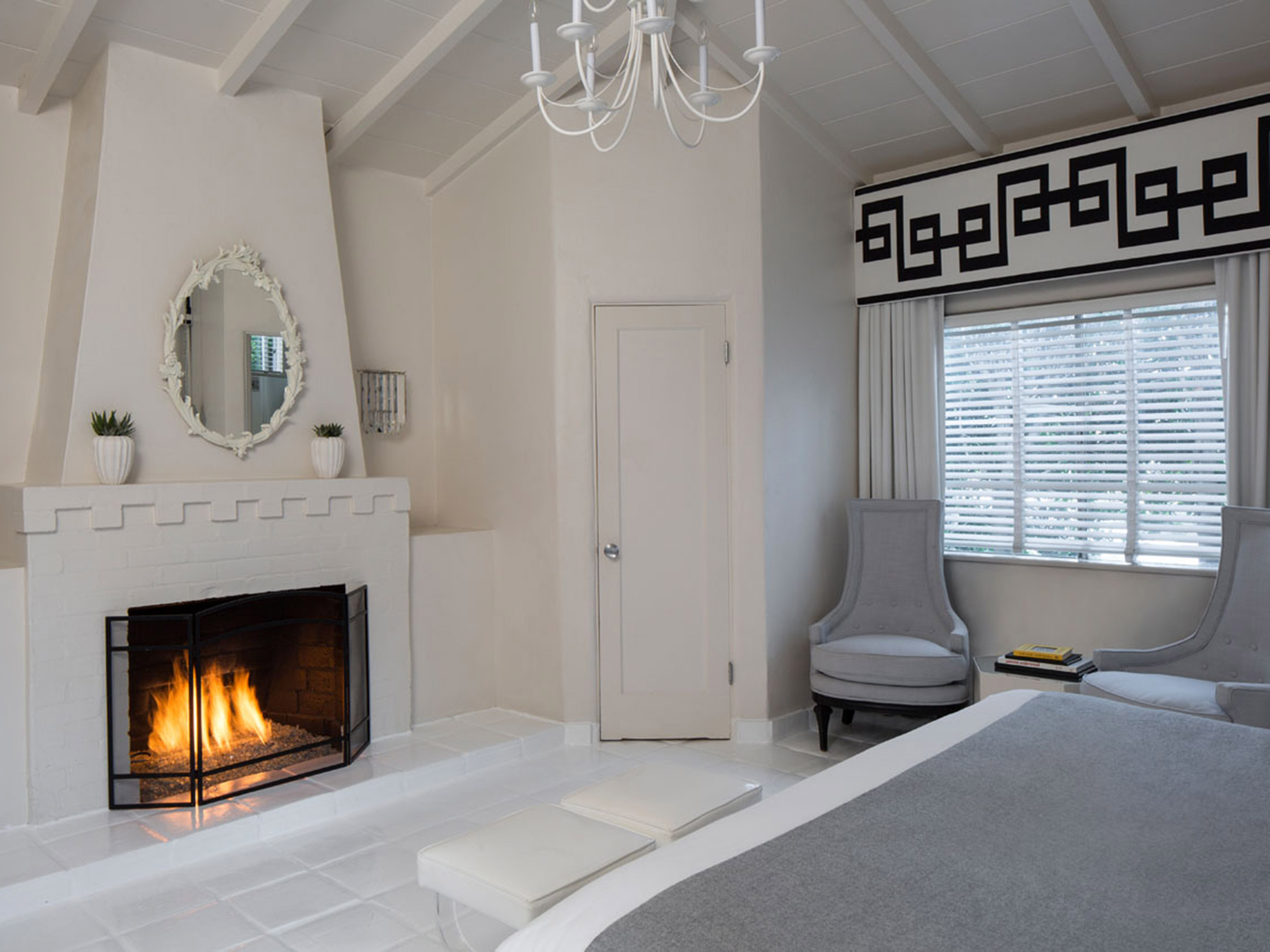 Avalon Palm Springs Premium Courtyard Studio R R2