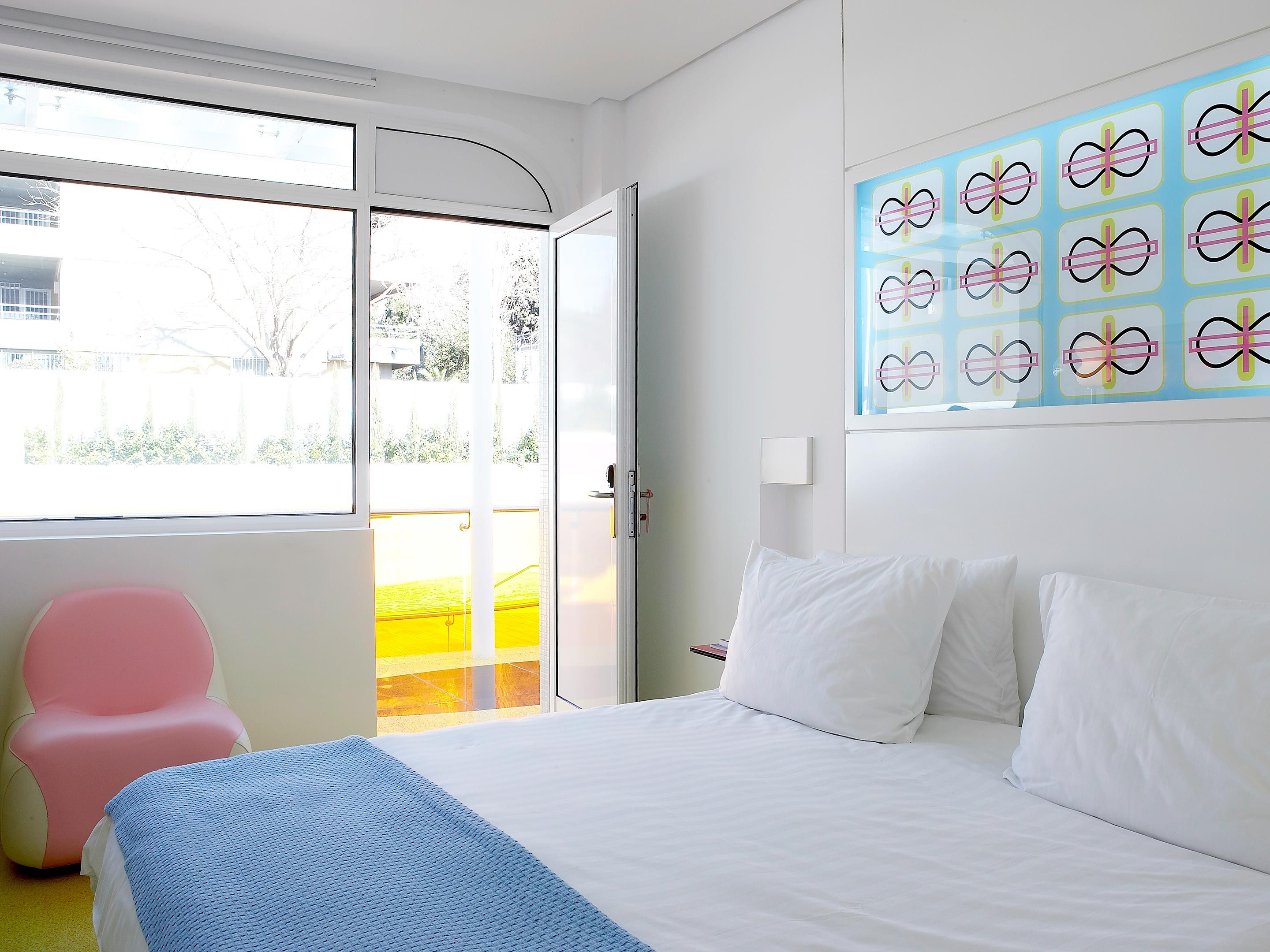 Semiramis Room Interior Design Details