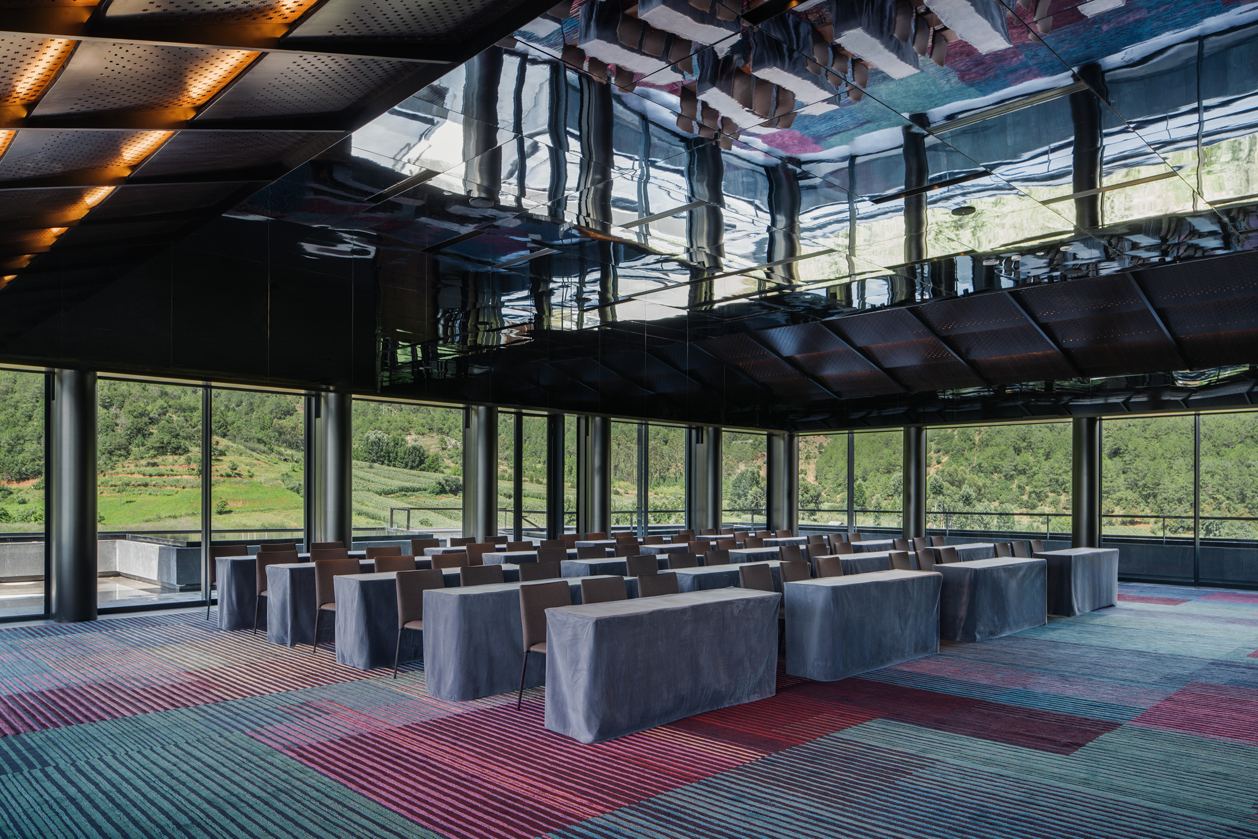 G 30 The Arcadia Place China