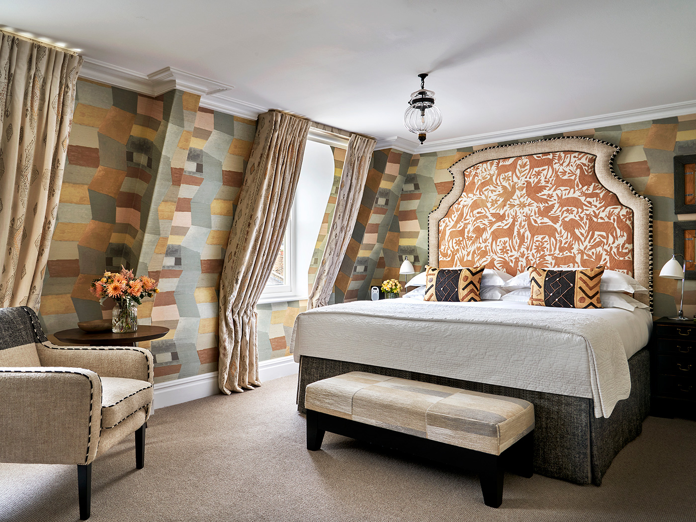 Charlotte Street Deluxe Room R 08