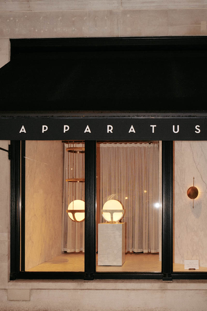 DH SALES23 CE London Apparatus 01