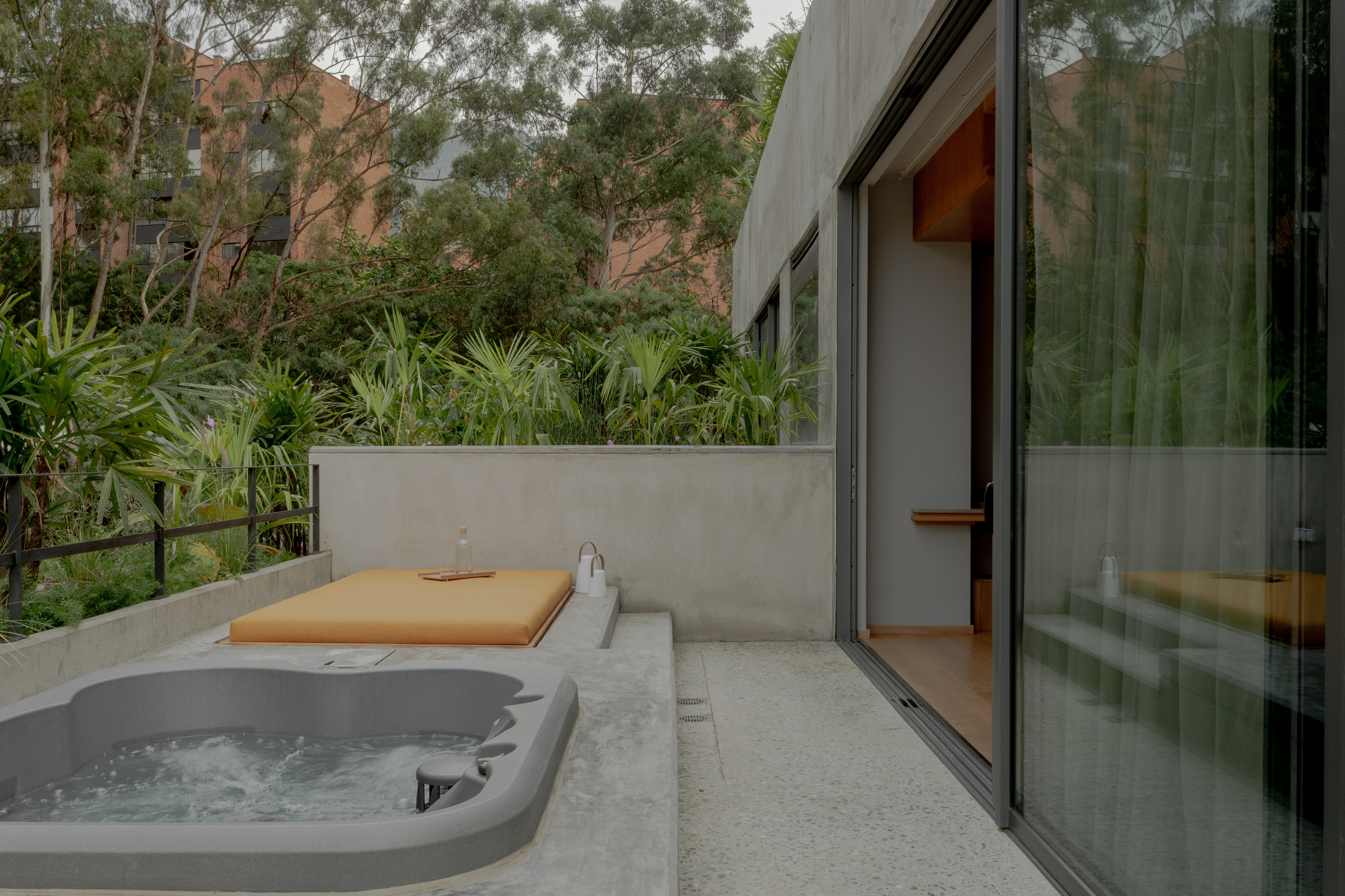 G 15 Wake Medellin Colombia (1)