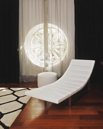 Palacion De Os Patos Portrait 01