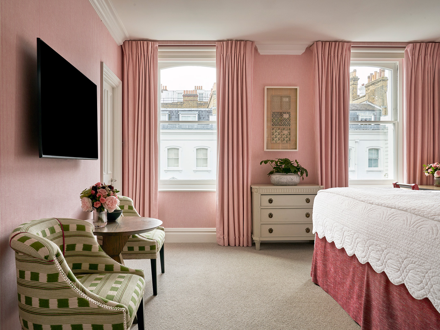 Number Sixteen Deluxe Room R V2 06