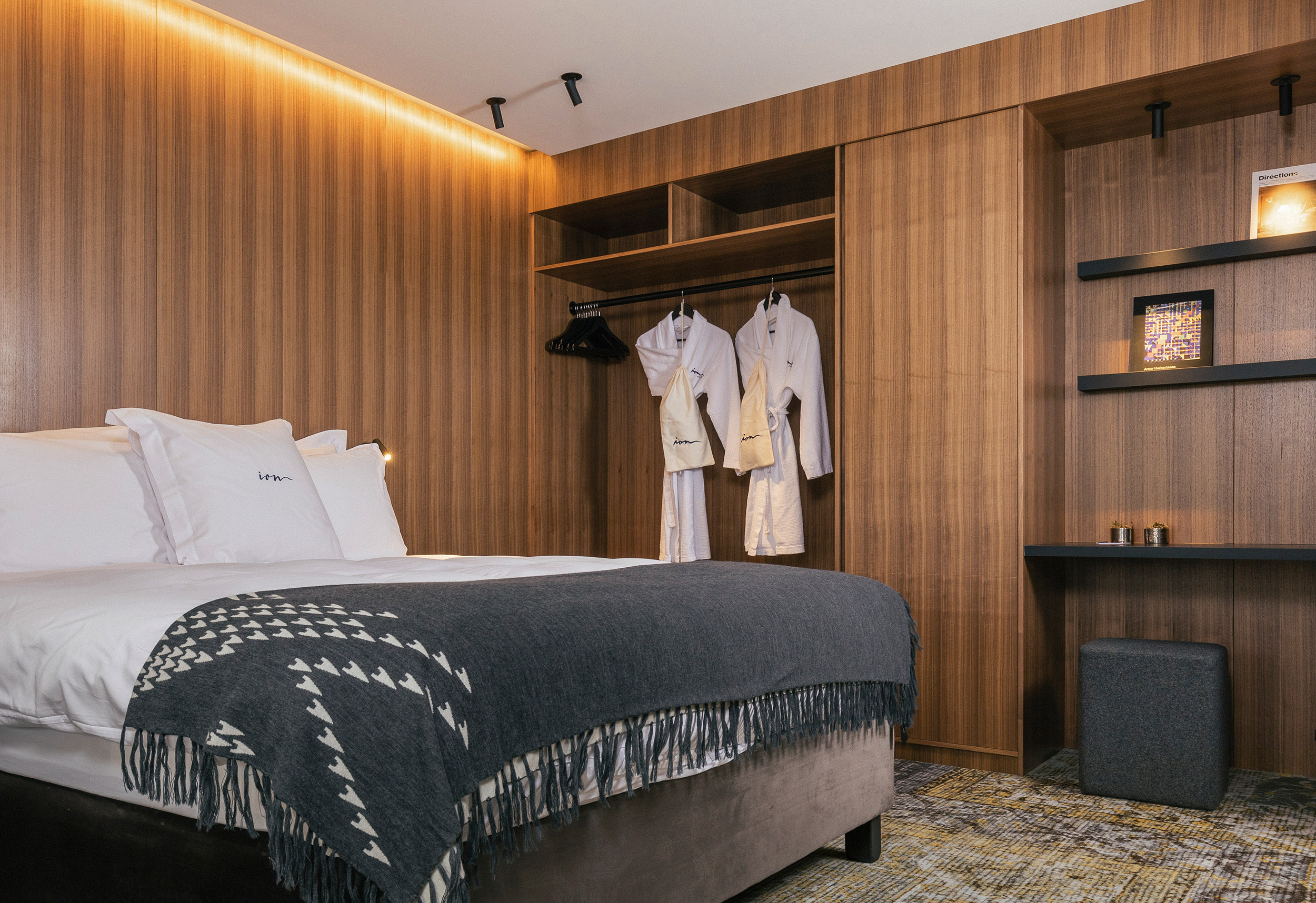 G 23 Ion Adventure Hotel