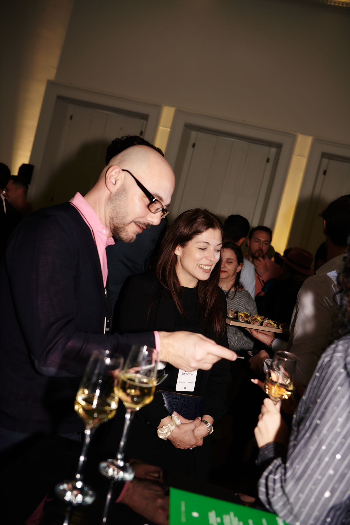 DH SALES24 S London Travelpro 13