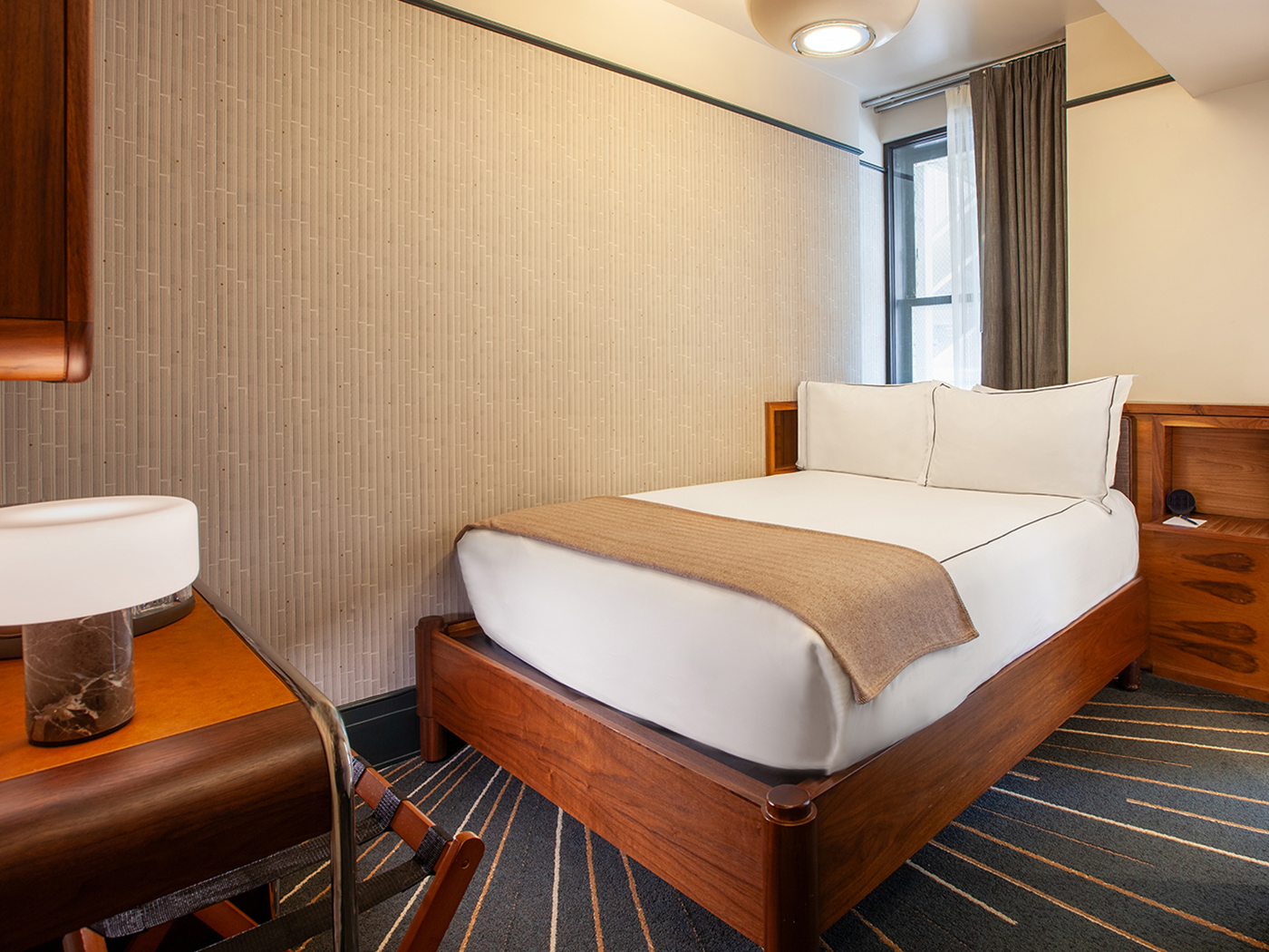 The Flat Iron Hotel Nook R 01 (1)