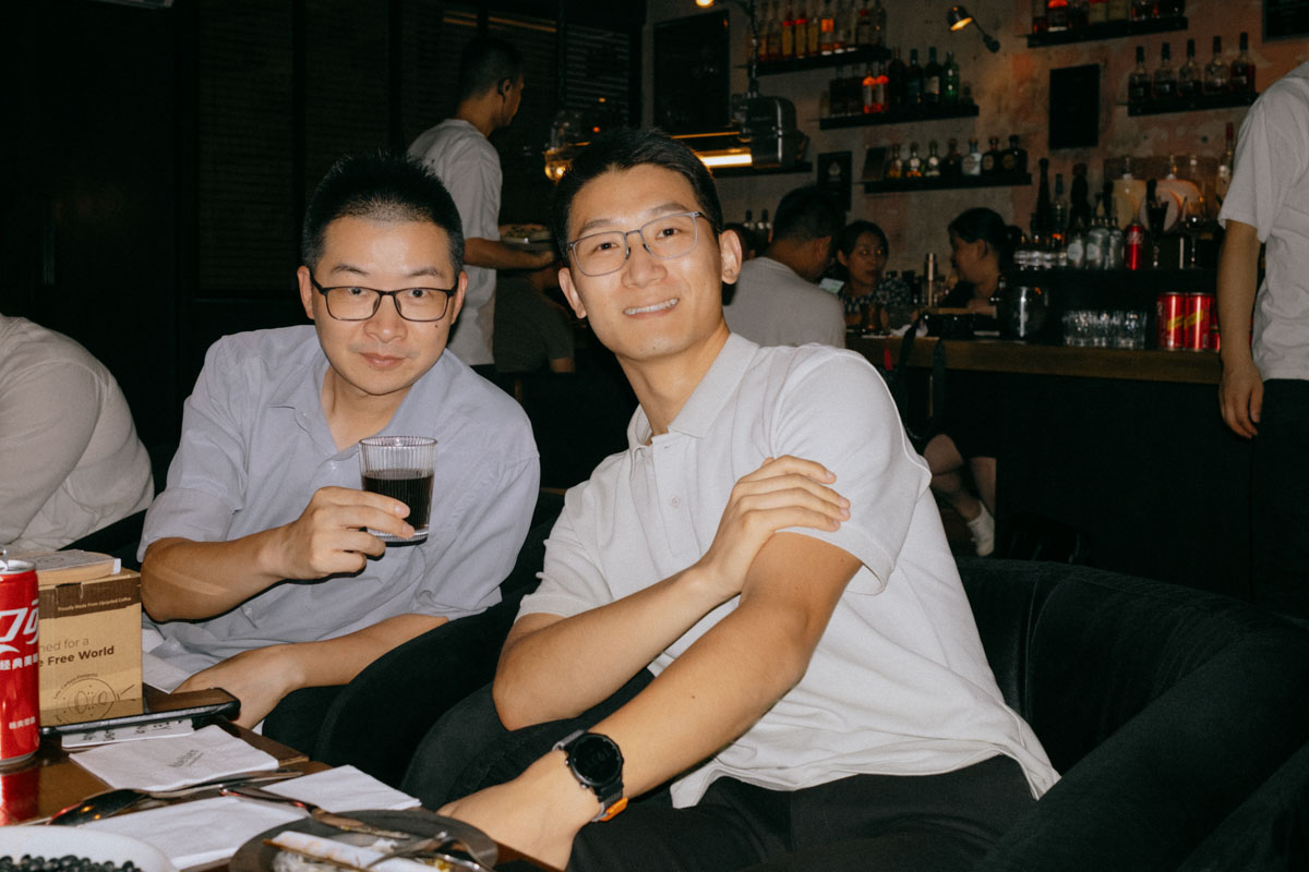 DH24 SALES S Shanghai Travelpro 16