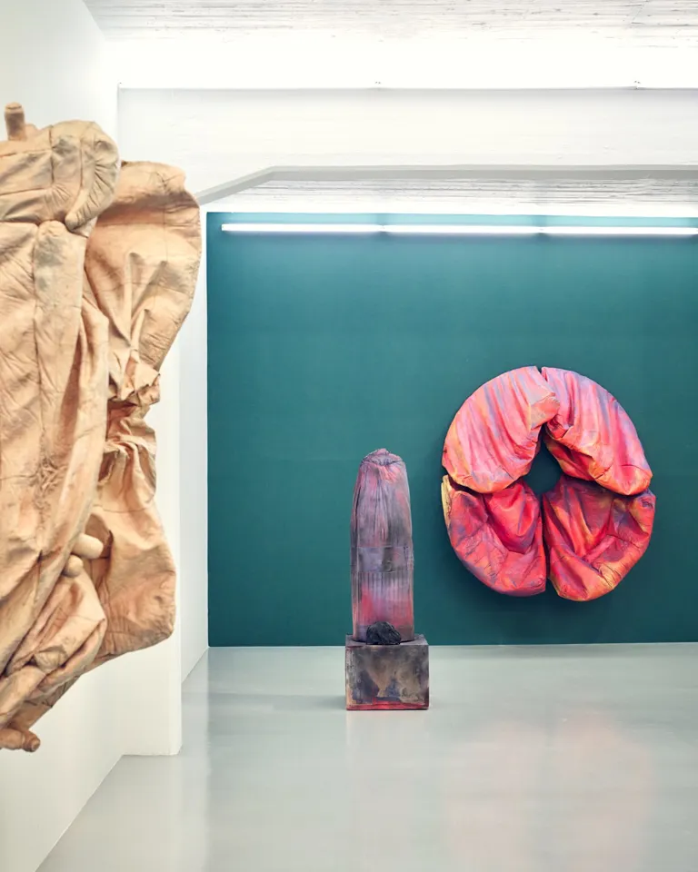 003 Dakis Joannou Deste Foundation