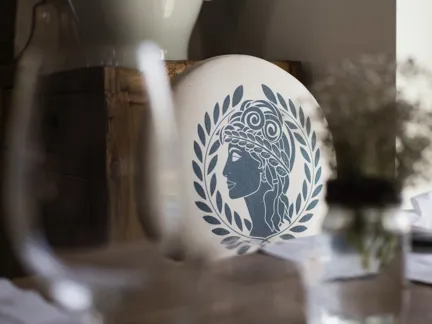 006 Torre De Palma Wine Hotel Table Detail