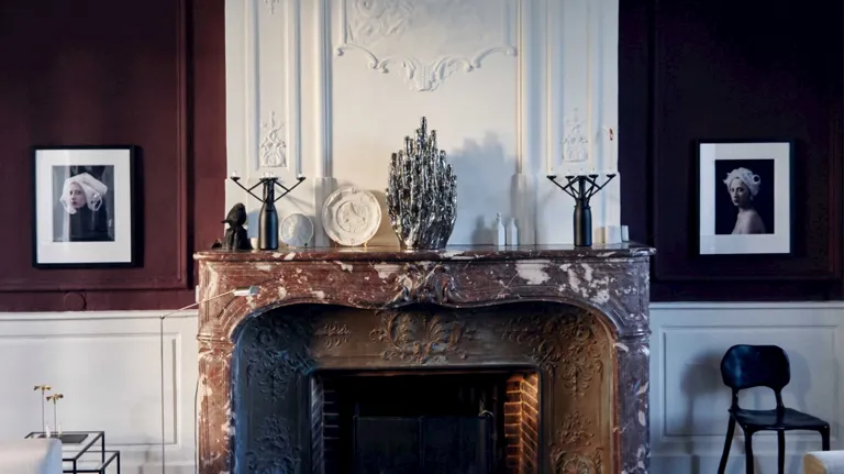 005 Chateau De La Resle Fireplace