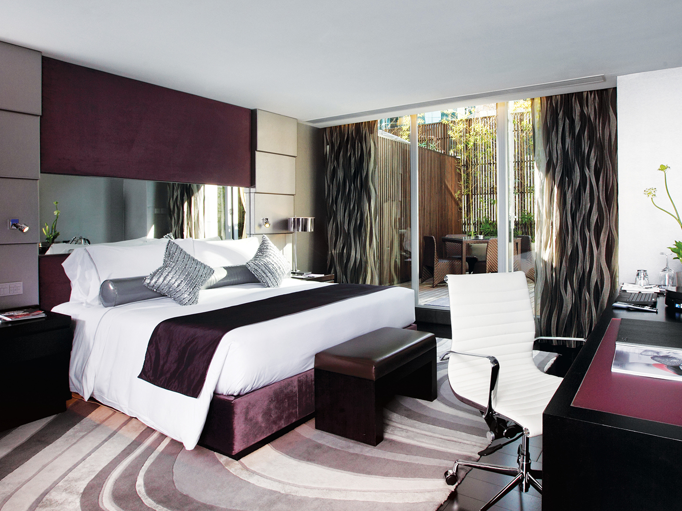 The Mira Hong Kong Terace Room R 02