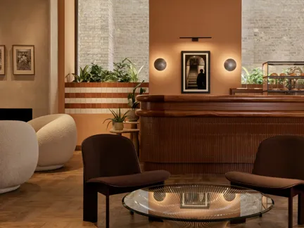 06 SP Sir Devonshire Square (1)