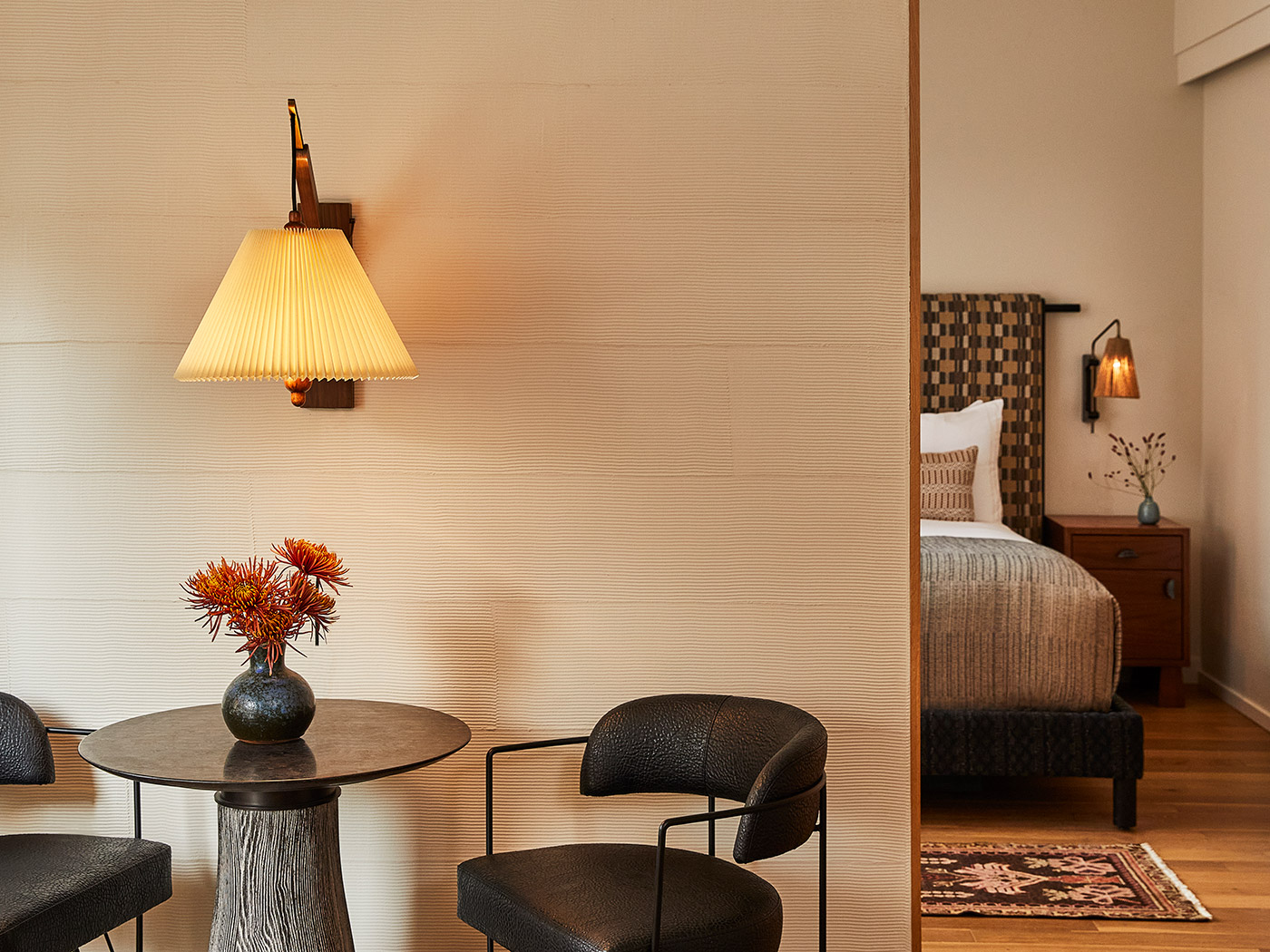 Downtown La Proper 3 Bedroom Premier Suite R 01