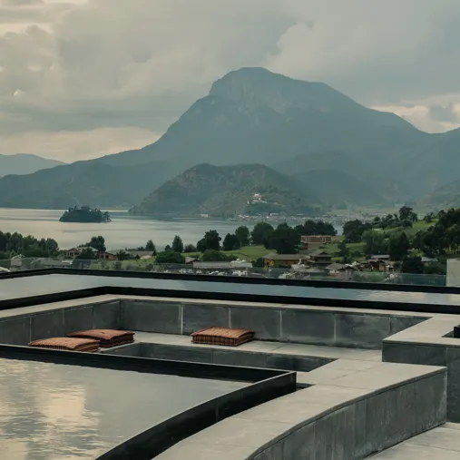 G 20 The Arcadia Place China