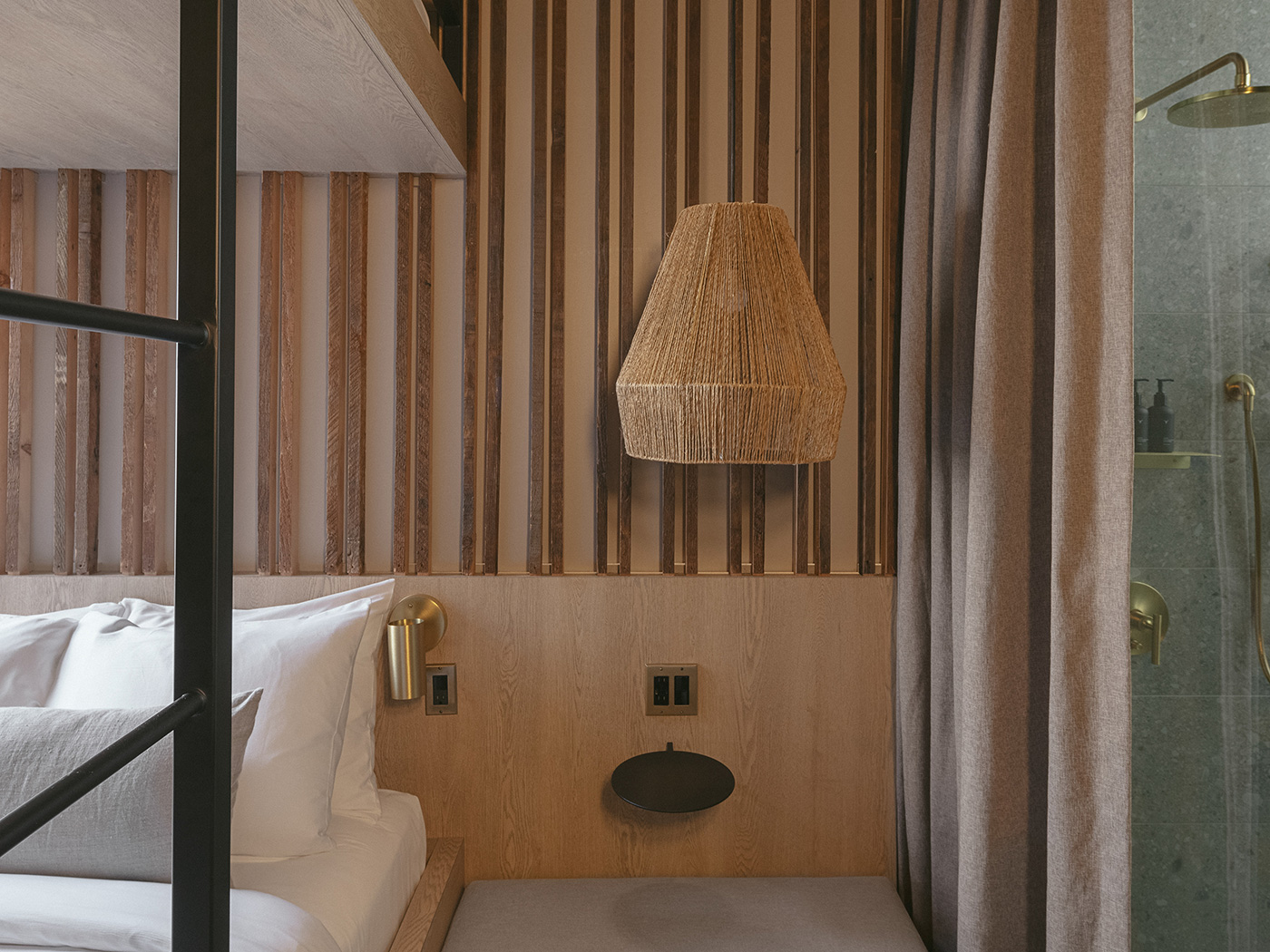 Drift Santa Barbara Bunk Room R 03