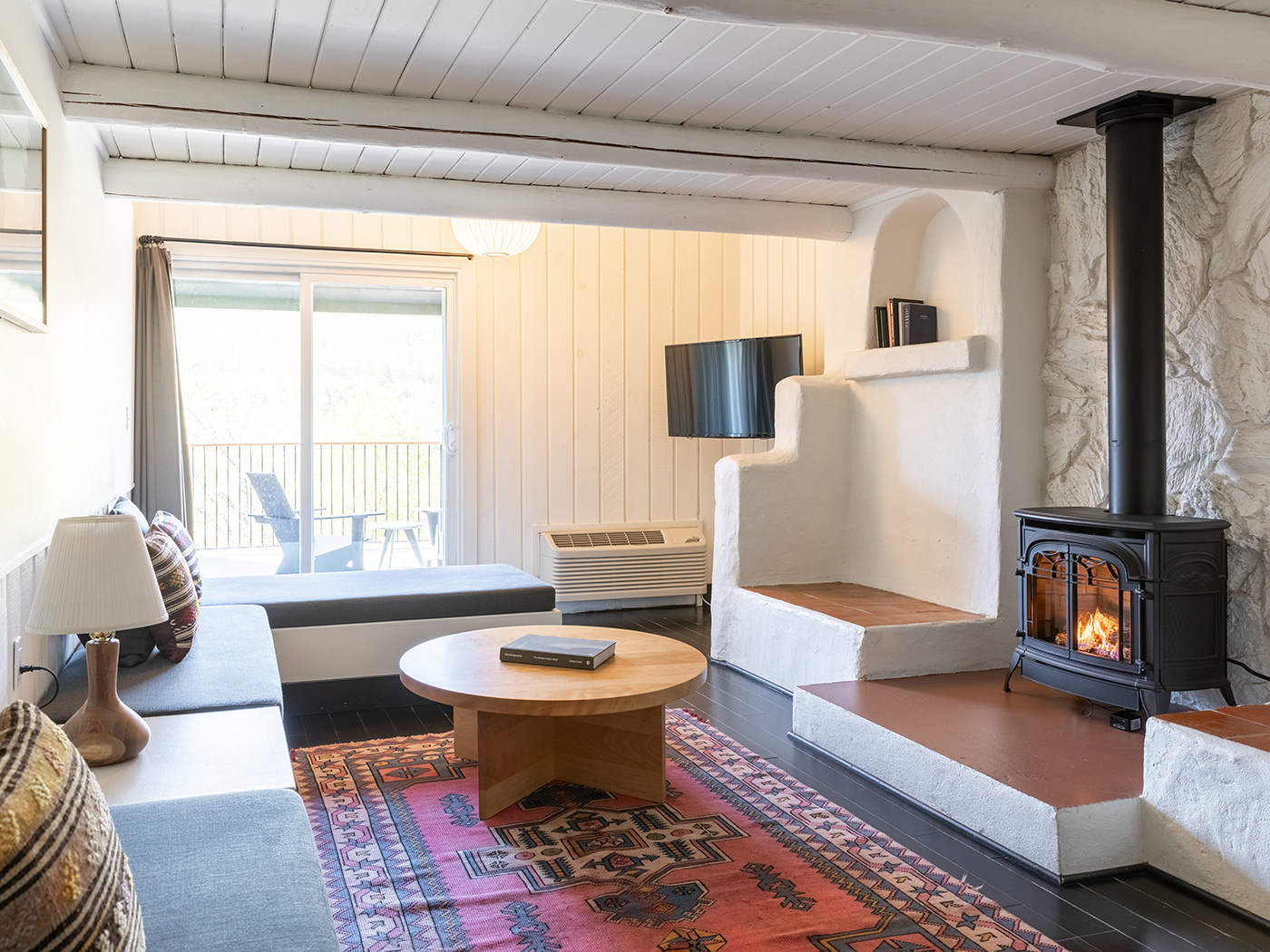 Scribners Catskill Lodge Summit King With Loft R 01