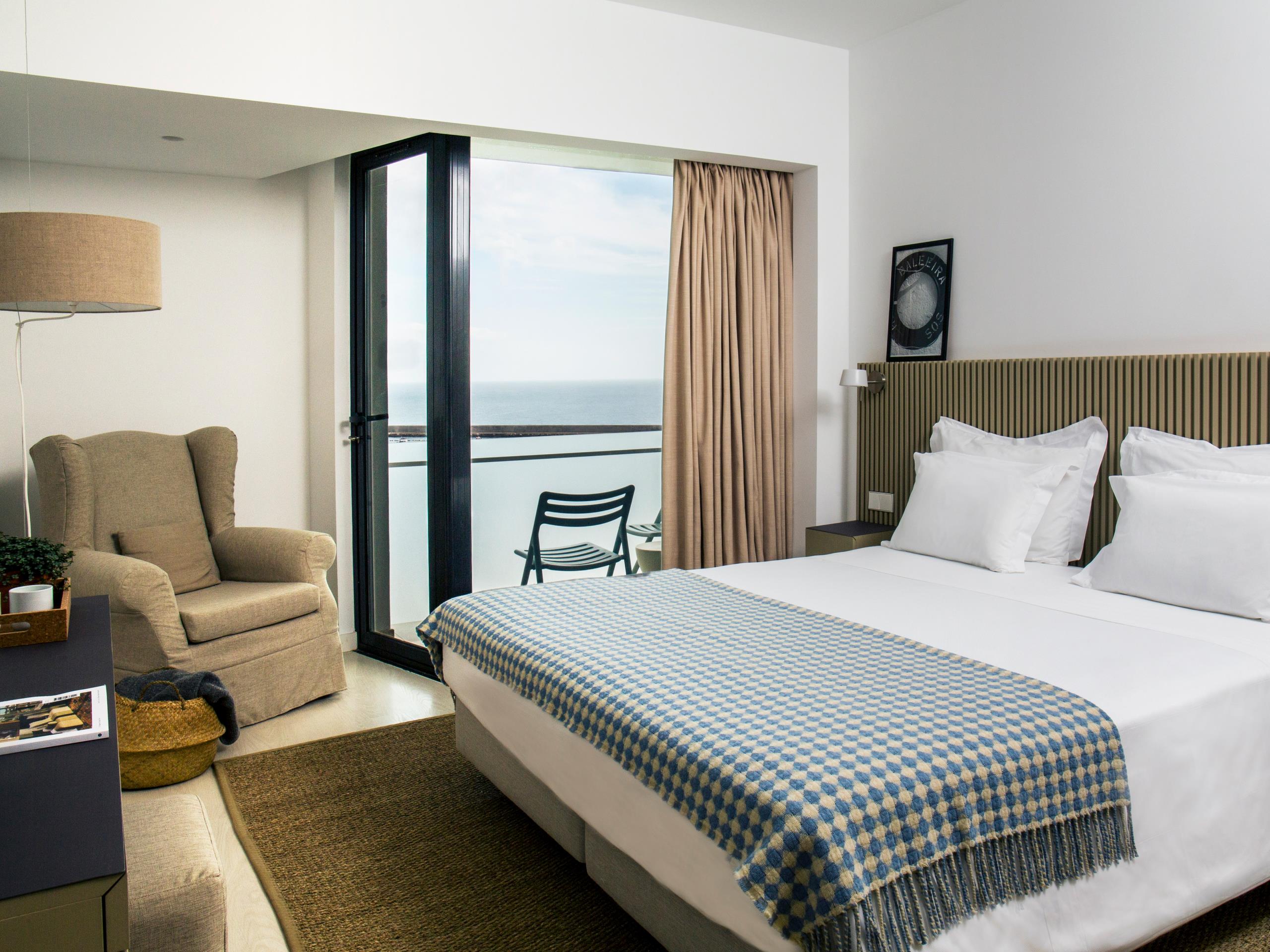 Double Partial Sea View, Memmo Baleeira