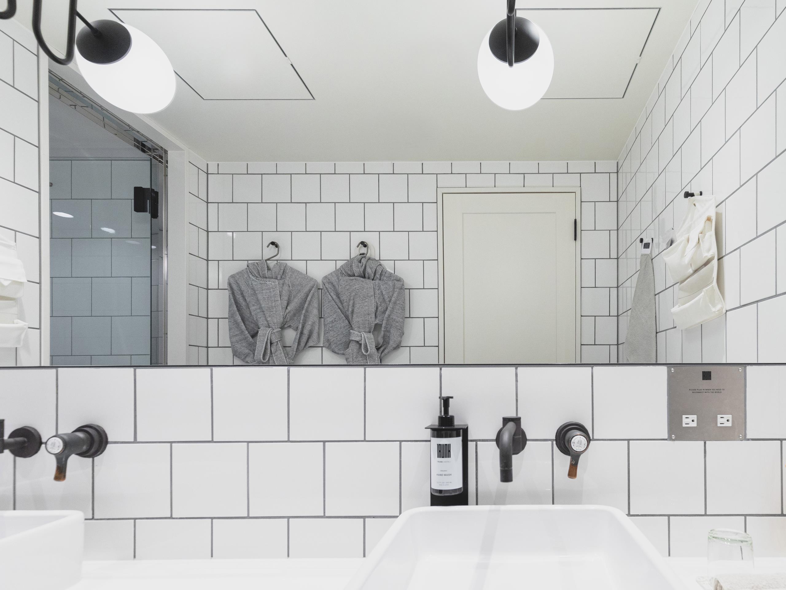 Trunk Hotel Bathroom in Tokyo