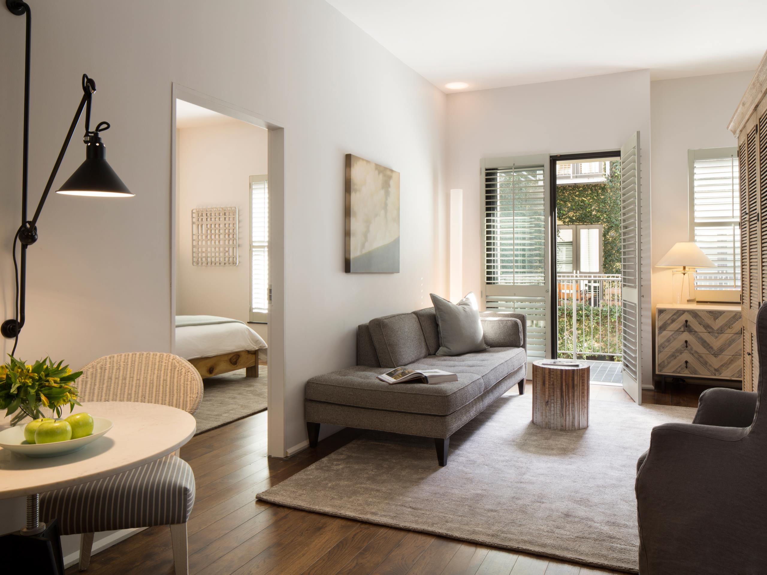 Healdsburg Hotel Courtyard Suite V2 R R