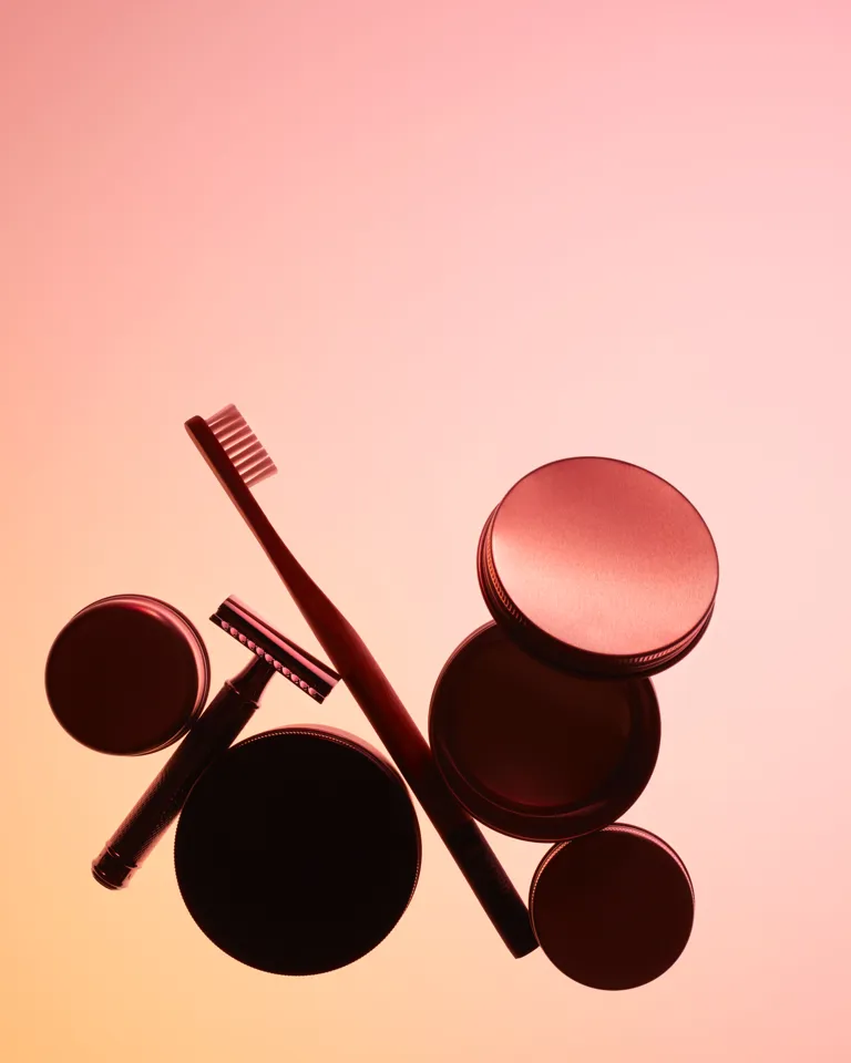 007 Travel Gift Guide Zero Waste Travel Kit