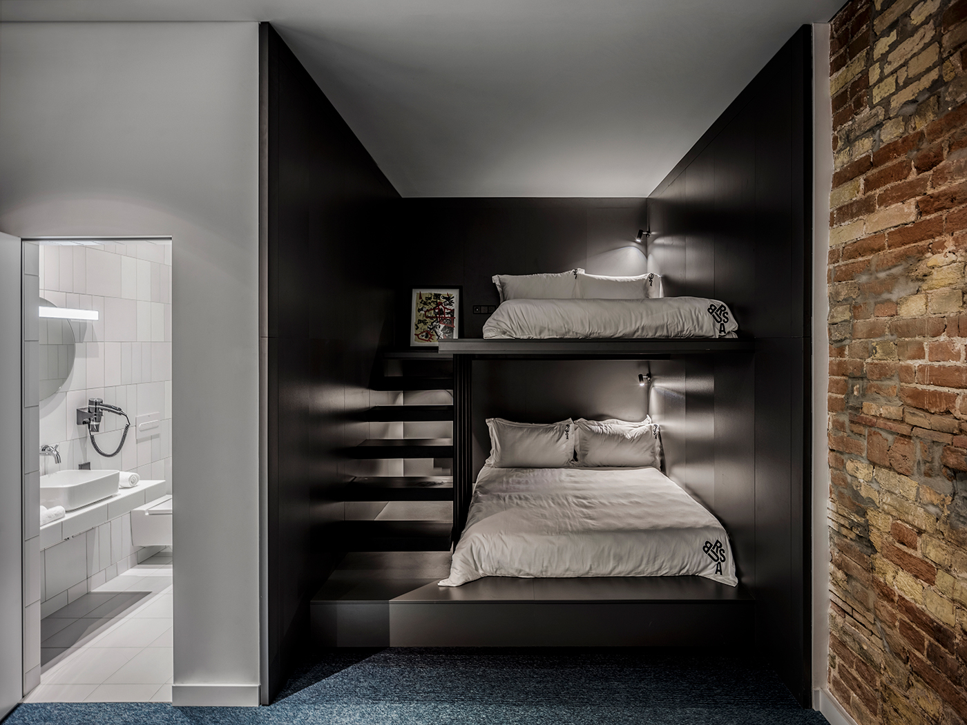 Bursa Nice Cubed R 01