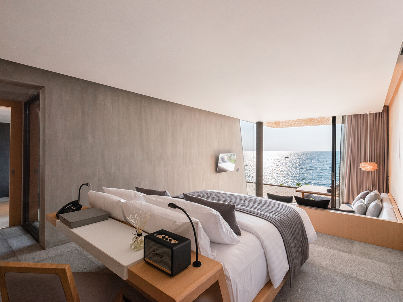 Mason Beachfront Grand Pool Villa R 05