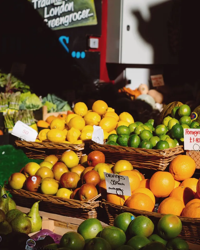 17 Destination London Maltby Street Market