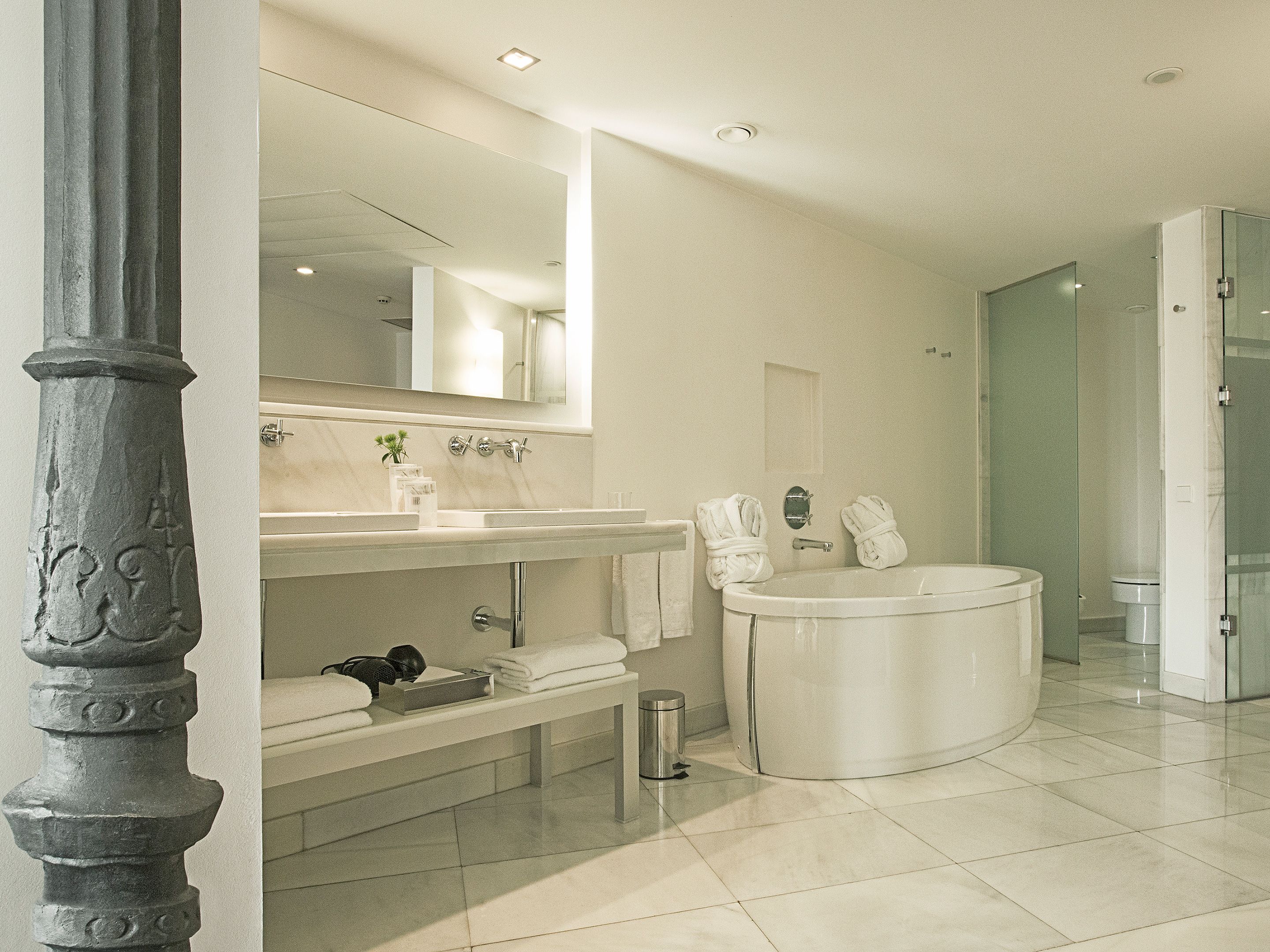 Hospes Puerta de Alcala Bed in Madrid