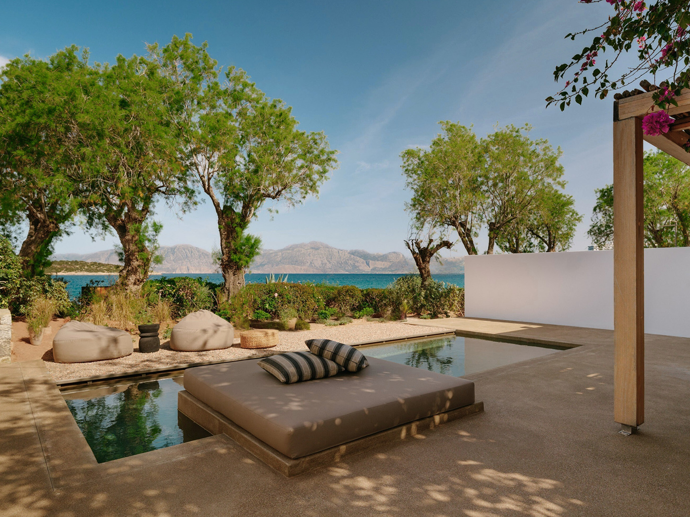 Minos Beach Superior Seafront Bungalow Private Pool R 12