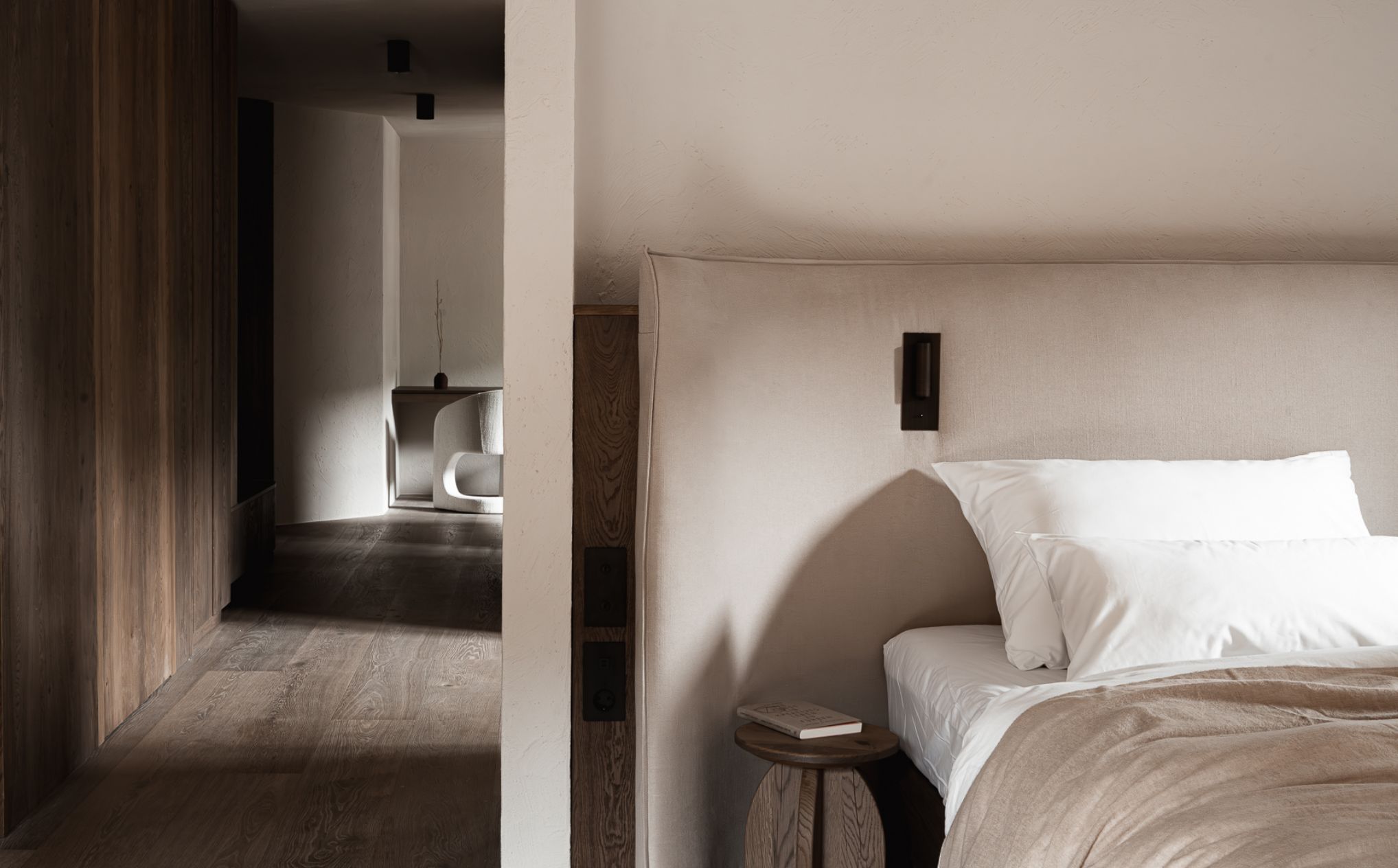 06 Sneak Peak Stiegnhaus Guestroom Interior