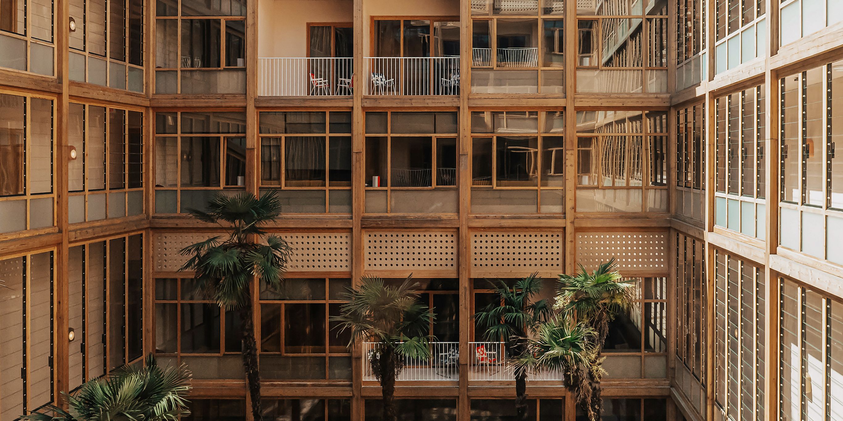 01 DH Sneak Peak Rooms Batumi KV