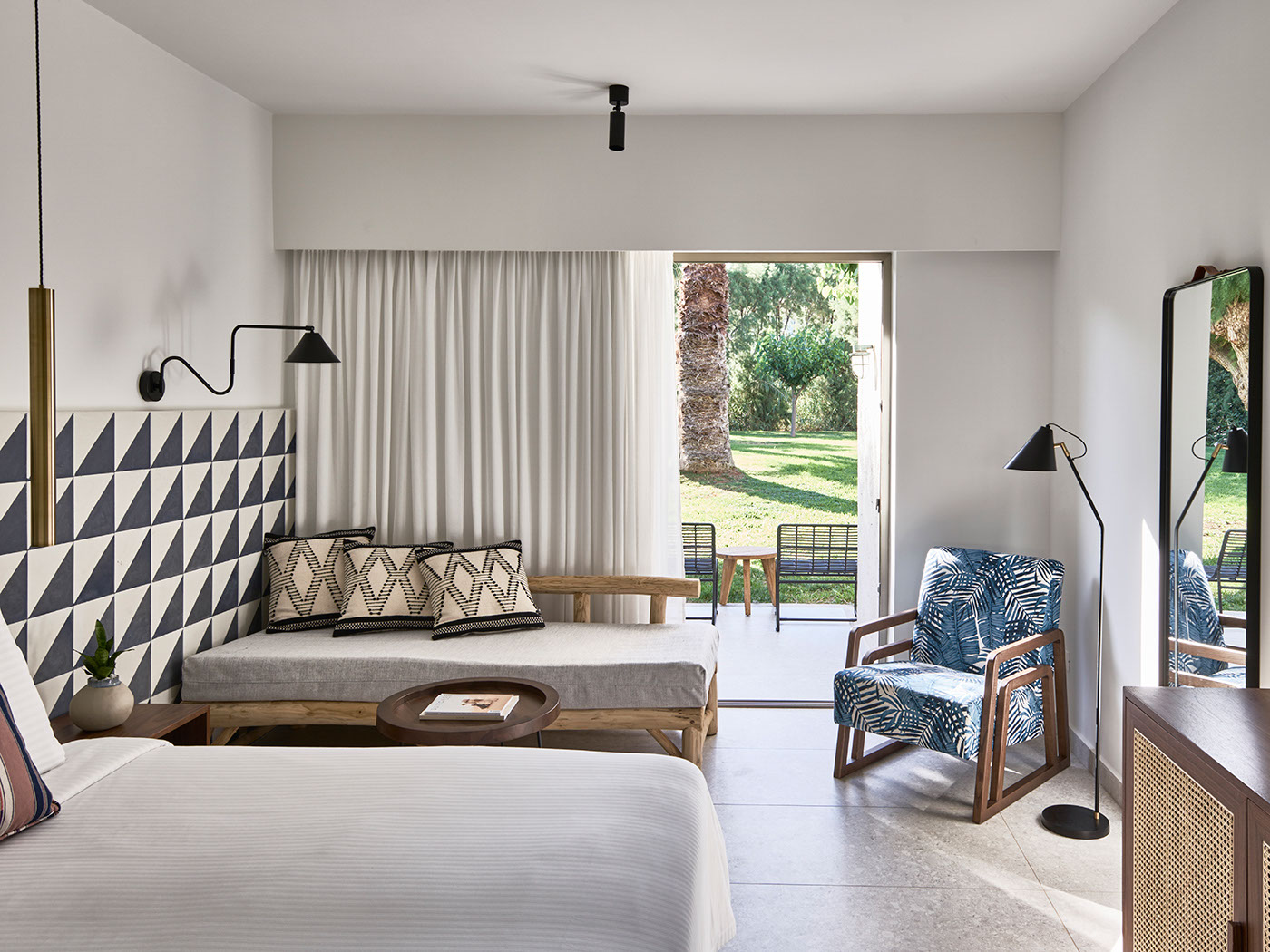 Cretan Malia Park Signature Bungalow Garden V2 R 05 (1)