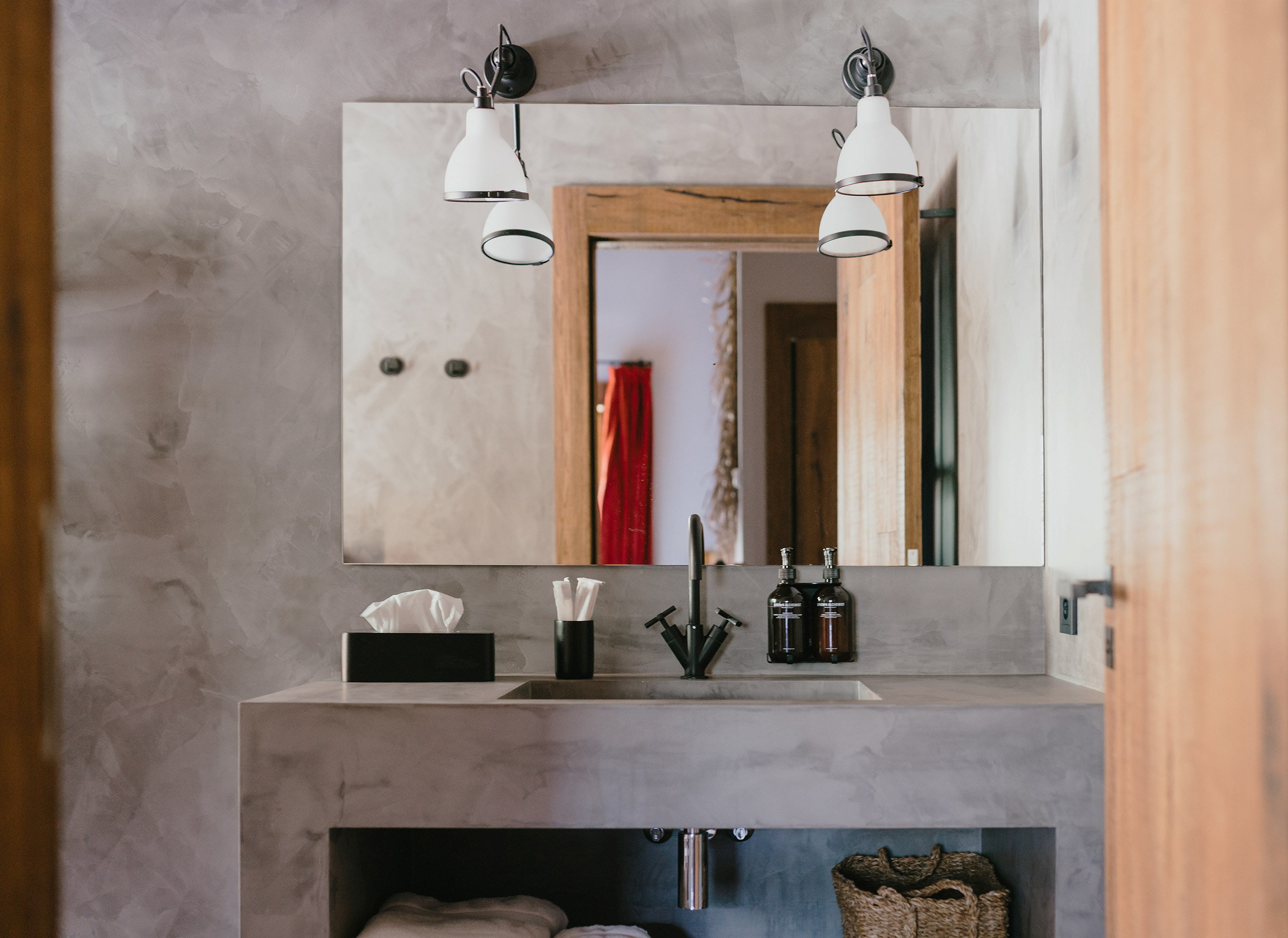 G 14 L Ovella Negra Mountain Lodge