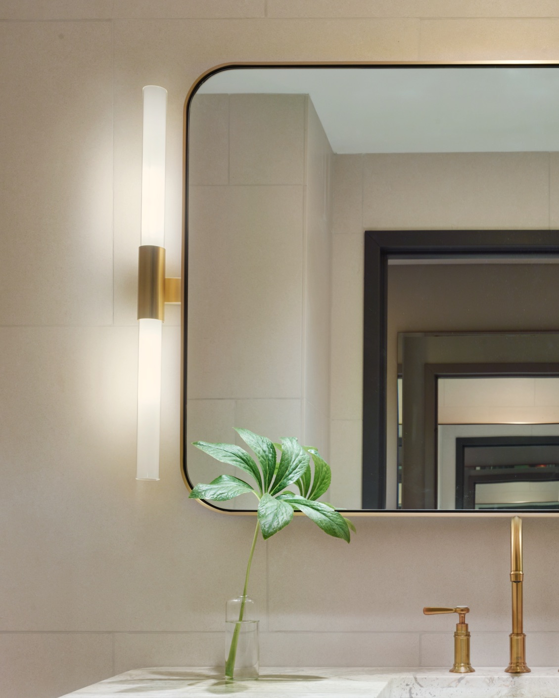 006 11 Howard Bathroom