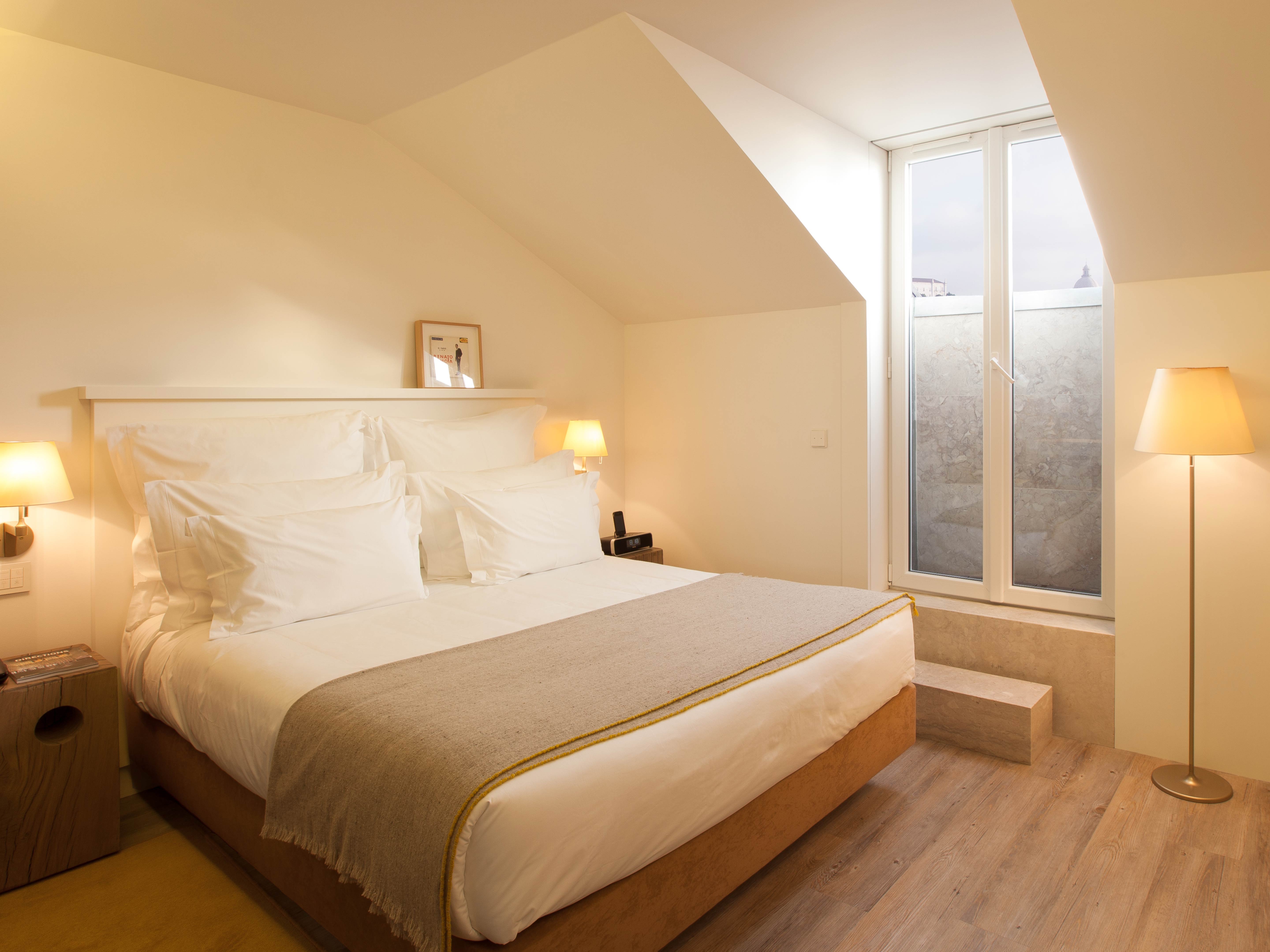 Mansard Room, Memmo Alfama