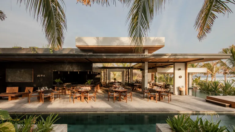 07 Top Tropical Modernist Hotels Hotelito At MUSA Restaurant Exterior