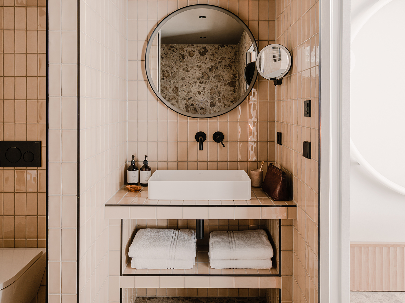 The Comodo Comfy Plus Mountain View V2 R 04