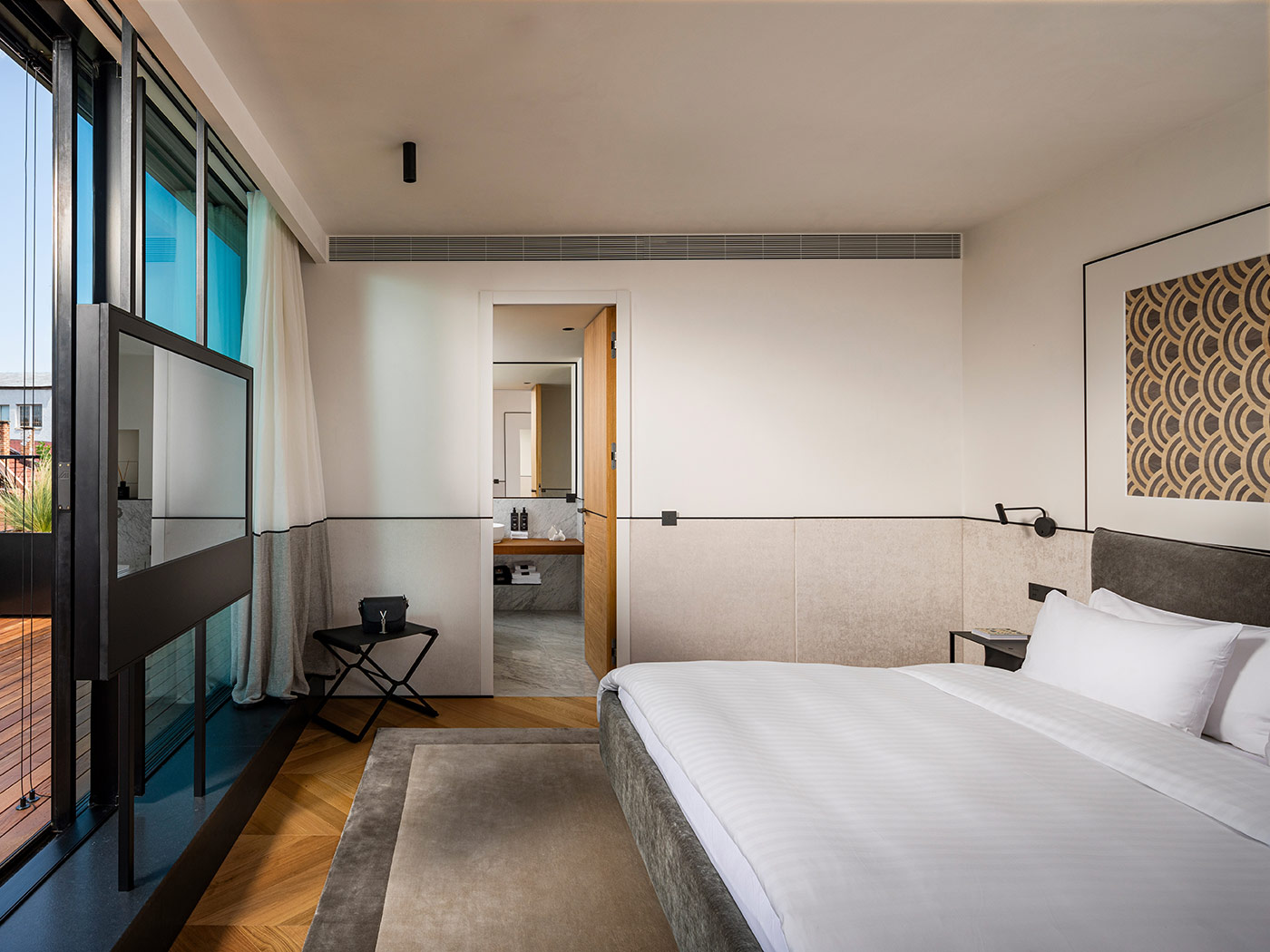 Juno Hotel Sofia Loft King R 03