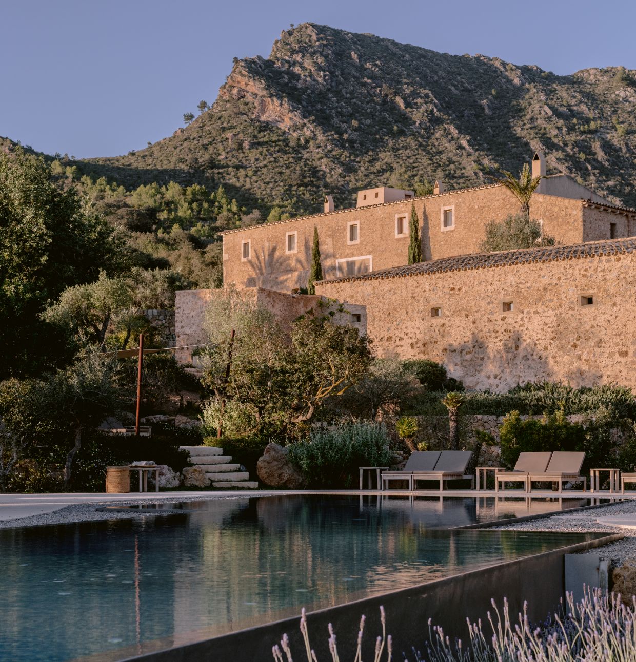 Es Raco D Arta Architecture 4 (1)